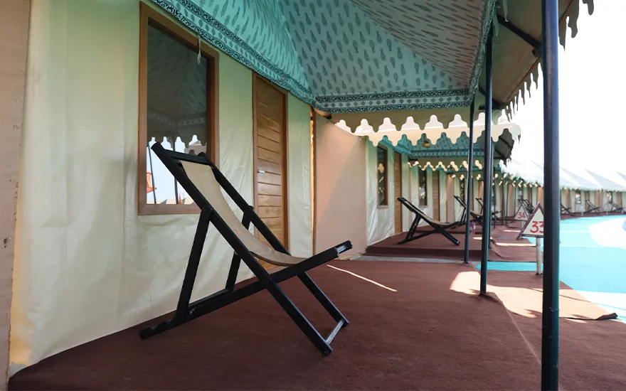 Deluxe-AC-Swiss-Tents-1-D
