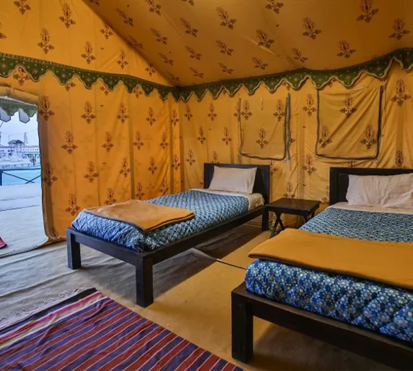Deluxe-Non-AC-Swiss-Tents-1-C